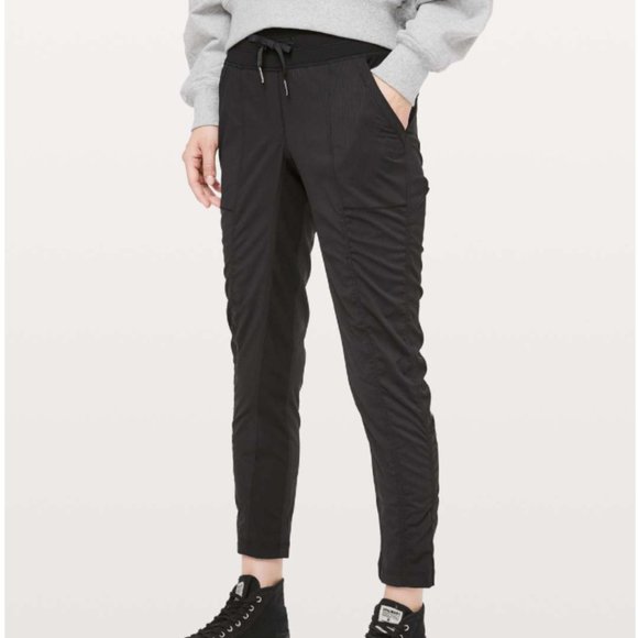 lululemon athletica Pants - Lululemon Street To Studio Pant II Unlined 28" Black Pull On Size 6